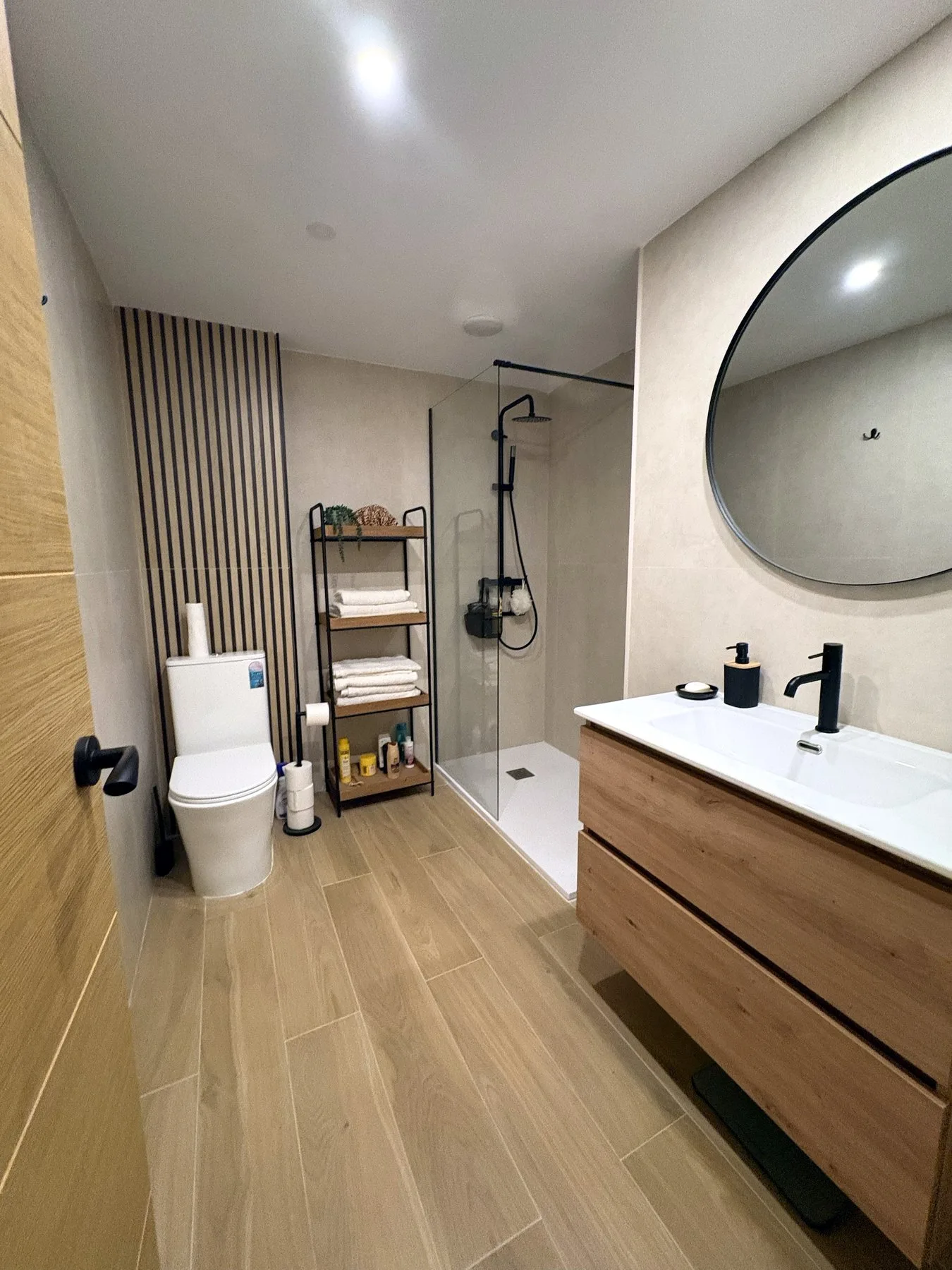 Renovated bathroom with modern finishes